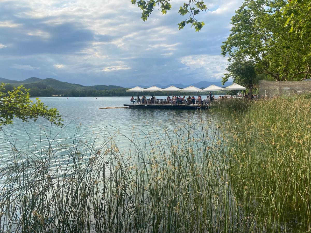 Aroa S Lake Apartment Banyoles Ngoại thất bức ảnh